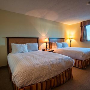 Park West Inn